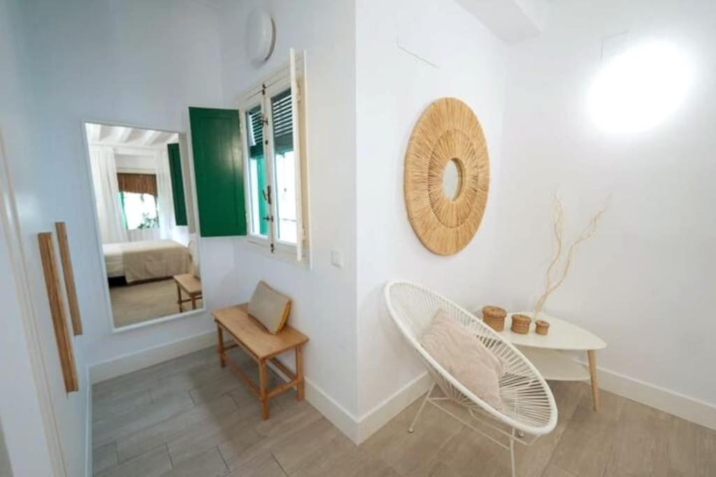 Apartamento A Estrenar En Calle Alcazares Sevilla Exteriör bild