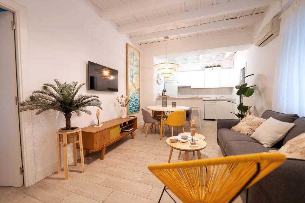 Apartamento A Estrenar En Calle Alcazares Sevilla Exteriör bild