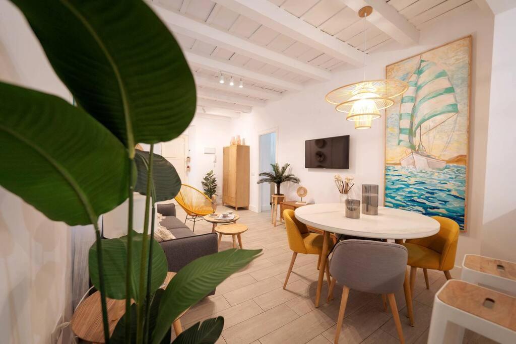 Apartamento A Estrenar En Calle Alcazares Sevilla Exteriör bild