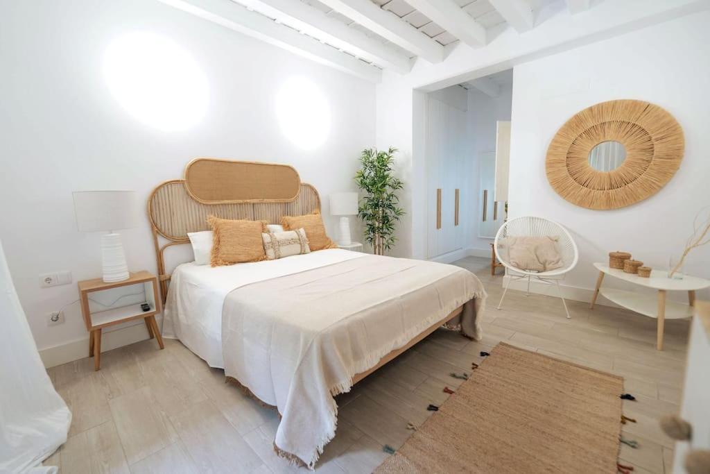 Apartamento A Estrenar En Calle Alcazares Sevilla Exteriör bild